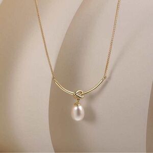 Elegant 18k Gold plated Pearl rope moon pendant